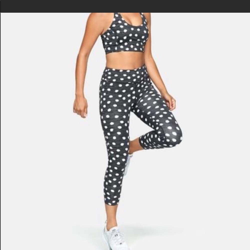 Outdoor voices flex 3/4 leggings polka dot small